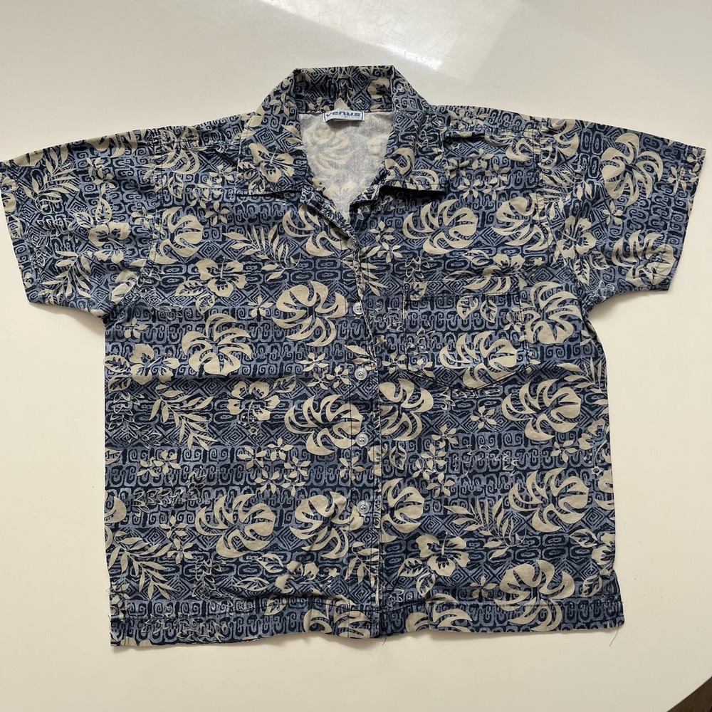 Venus Girl Trap Bullhead Blue Floral Sz Med Button Short Sleeve Vintage